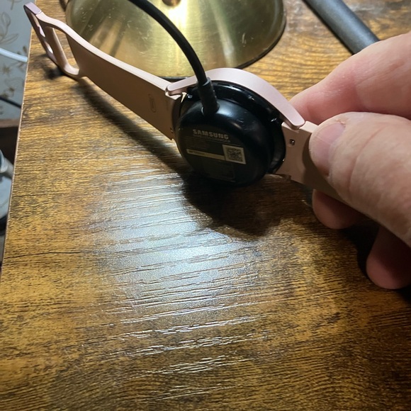 Samsung Galaxy Smartwatch with Pink Band - Picture 4 of 5